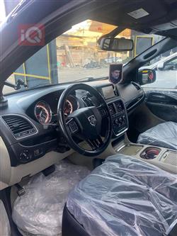 دودج جراند كارافان